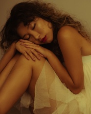 351314免费资料大全，识别营销表演