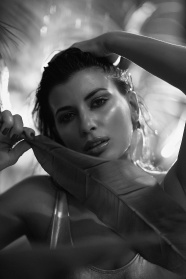 2025年最准马报资料_拒绝情绪营销