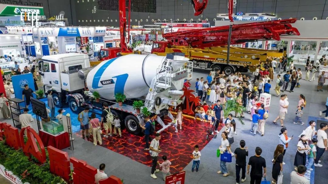 全球1806家产业链企业共绘智造新纪元丨第四届长沙国际工程机械展览会圆满落幕