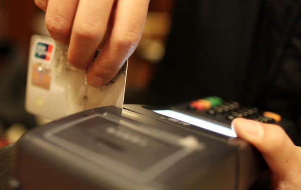 信用卡取现手续费和利息的计算差异有多大？