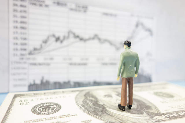 如何计算期货一手成交手续费？计算手续费有哪些步骤？