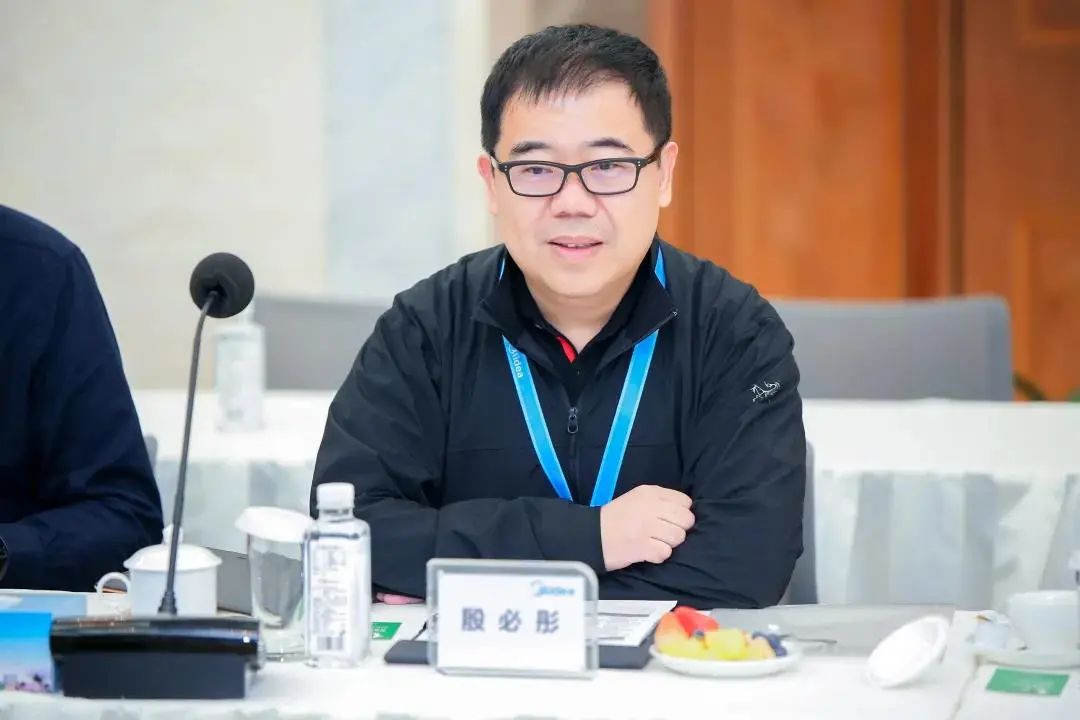 美的老将殷必彤入职海信：合作的润滑剂or空调大战“无间道”