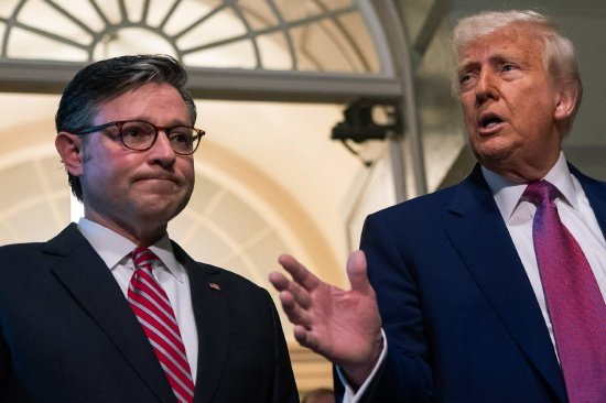 特朗普亲自出马难平派系分歧 税改案成为党内博弈工具