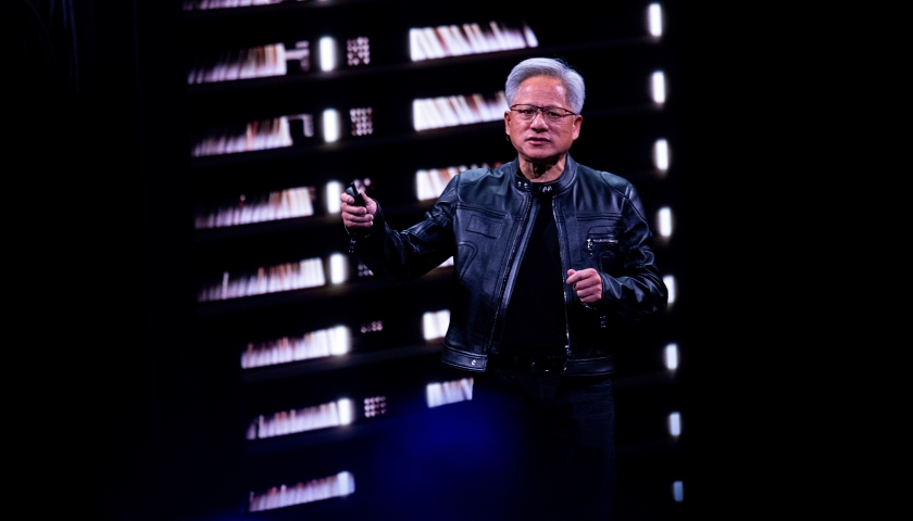 “出口管制失败”，黄仁勋再次抨击美对华AI芯片政策