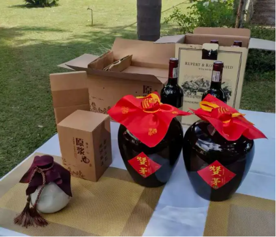 重生的TA | 非洲烈酒市场被西方垄断? 中国老板,要用“清香”破局!