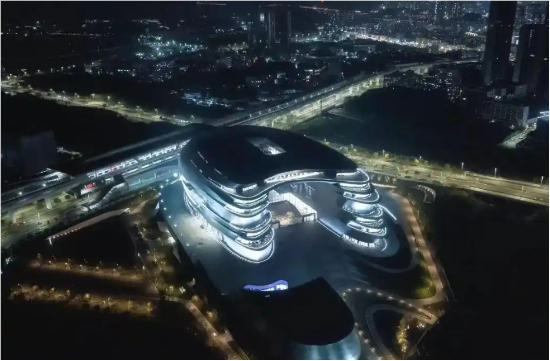 光峰科技助力深圳科技馆新馆：激光点亮