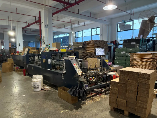 重生的TA | 包装业“卷无可卷”?5人组滴滴车队找客户!