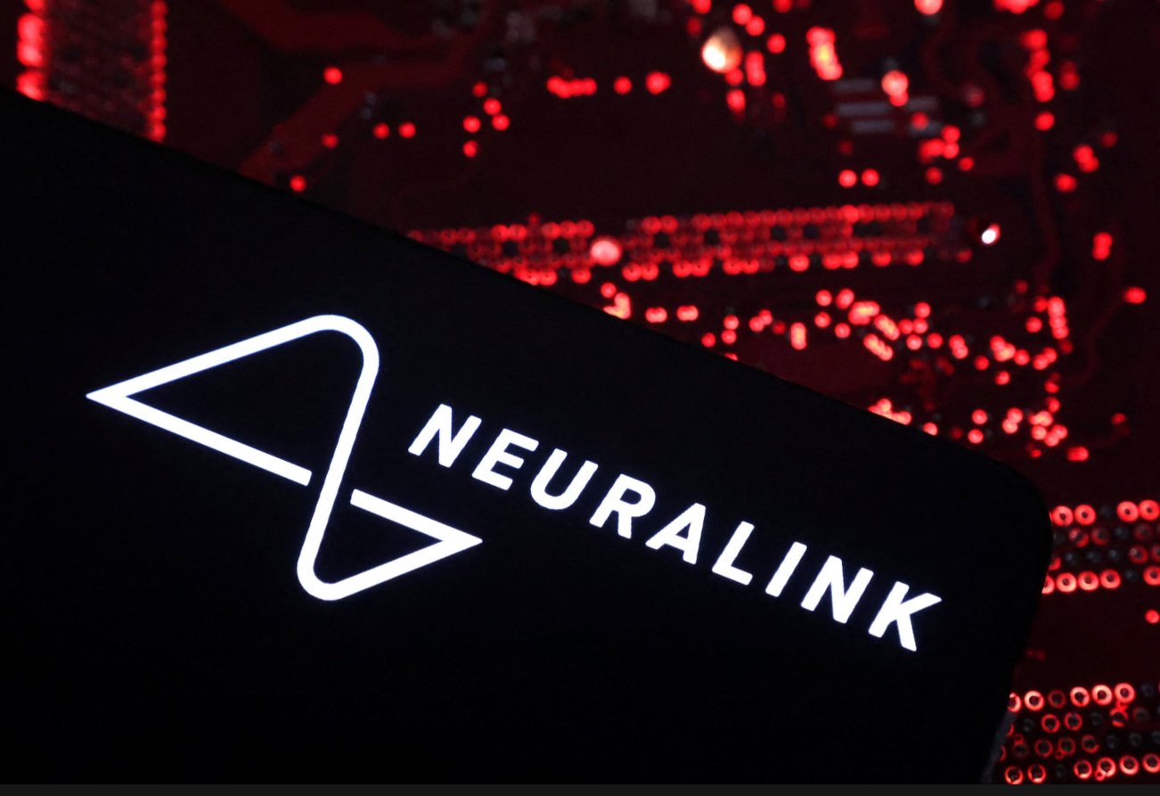 马斯克的脑接机口公司又融资了,估值百亿美元!已植入5例患者