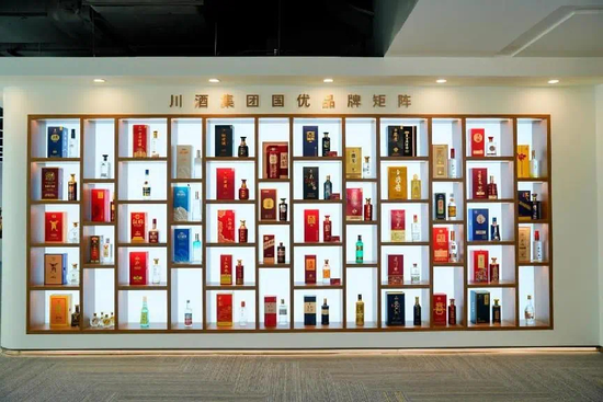 川酒集团，谁该对国有资产流失负责？