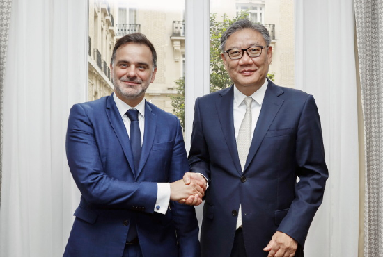 商务部部长王文涛会见法国欧洲和外交部外贸部长级代表圣-马丁