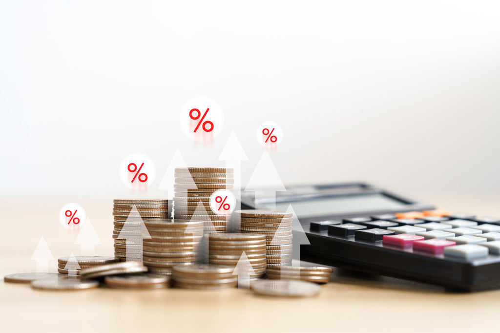 长期持有基金是否比短期买卖收益更高？