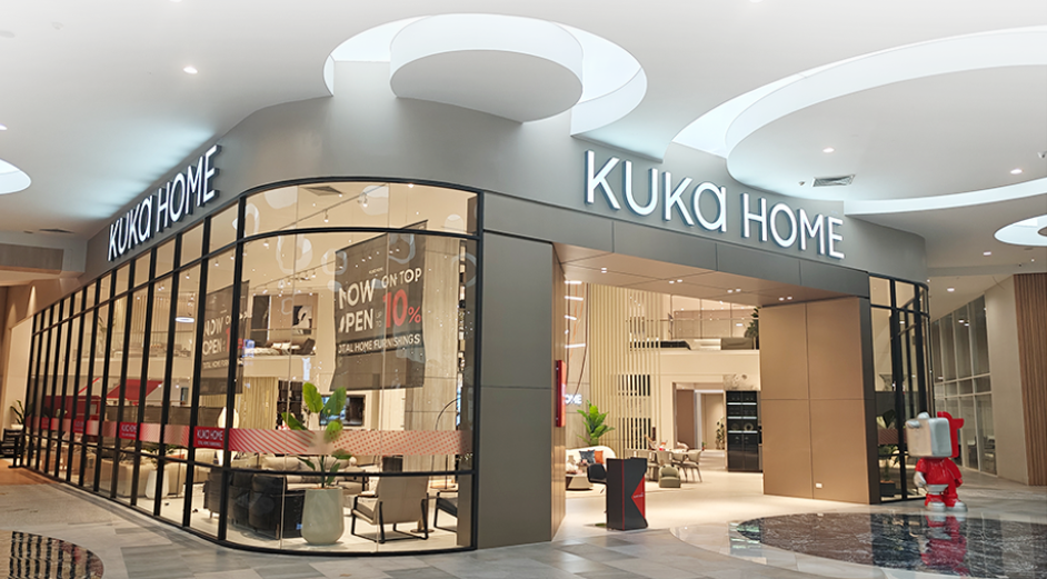 顾家家居与敏华控股的比较研究：战略分化下的生存博弈与未来想象