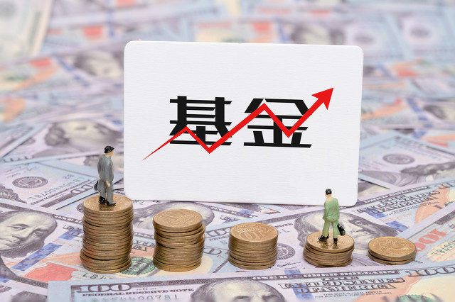 基金净值涨跌和什么因素有关？