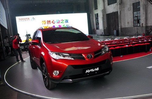 汽车低速行驶如何节省燃油？