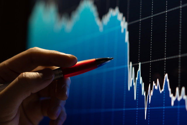 期货做多与做空的交易规则有何区别？