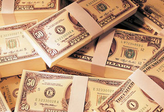 期货如何利用不同合约对冲风险？