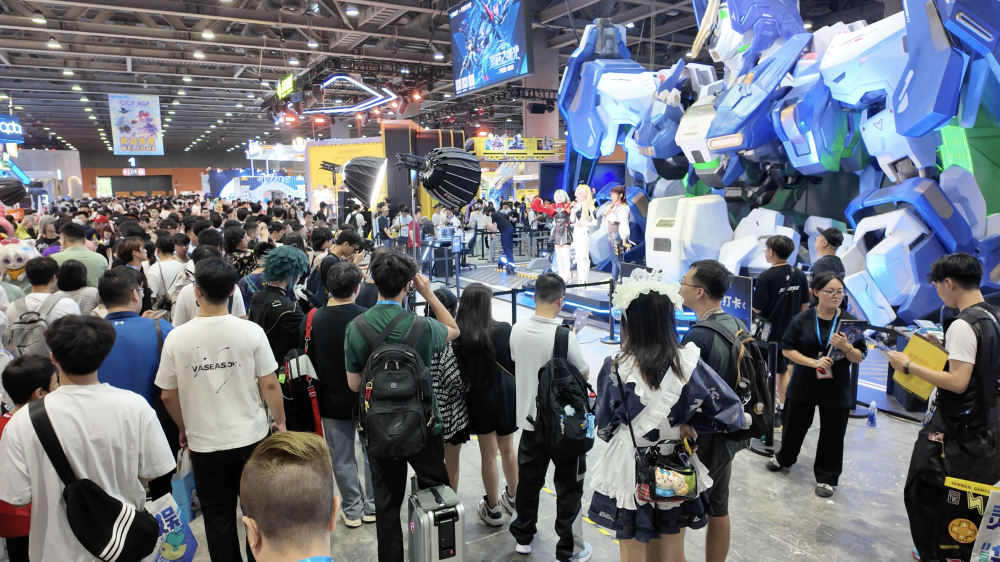 郭炜炜辞任西山居CEO，或因《解限机》不达预期