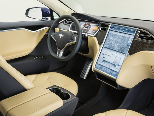 特殊路况驾驶需要注意哪些技巧？