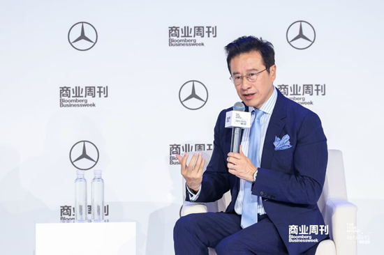 The Year Ahead展望2026峰会|凝聚行业共识，共勘寰球商业未来