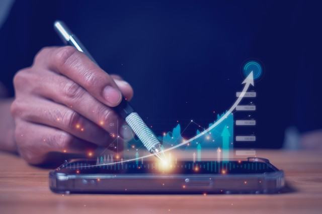 房产与股票长期投资对比？