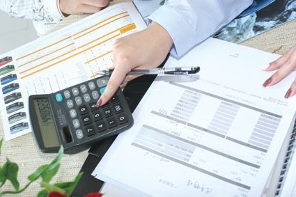 房产交易违约金如何约定？