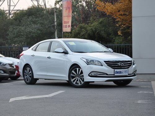 如何根据需求确定购车预算范围？