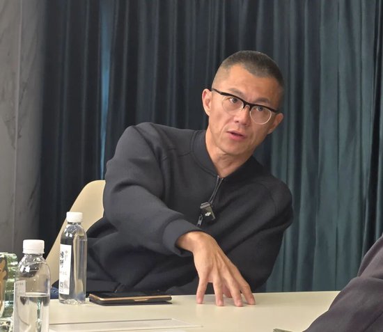 官方通报：陈震偷税118万余元，追缴并罚款共计247.48万元！此前被多个平台禁言