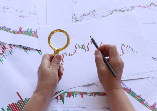 商品期货与金融期货的区别？